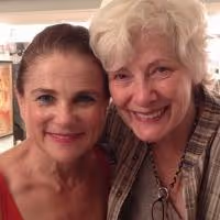 Photo Flash: Betty Buckley Visits Tovah Feldshuh in PIPPIN