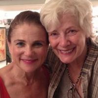 Photo Flash: Betty Buckley Visits Tovah Feldshuh in PIPPIN