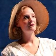 BWW Reviews:  Stoppard's INDIAN INK Captivatingly Blends Romance, Sensuality, Politic