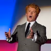 BWW Reviews: Danny Kaye Returns to Arlington