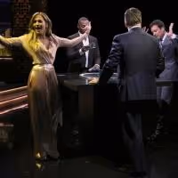 VIDEO: Jennifer Lopez & Anthony Mackie Compete in Intense Game of 'Catchphrase' on… Video