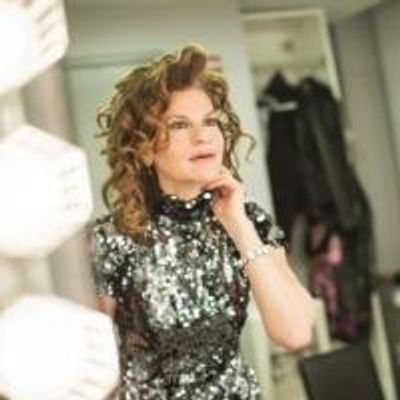 Photo Coverage: Sandra Bernhard  Returns to Joe's Pub with #BLESSED