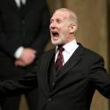 BWW Reviews: DTC, Trinity Rep Bring KING LEAR to Wyly Theatre