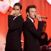 Photos and Audio: Tonight on GLEE- COMPANY, Ellie Goulding & More!