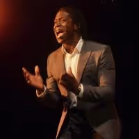 BWW Interviews: MISS SAIGON's Hugh Maynard!