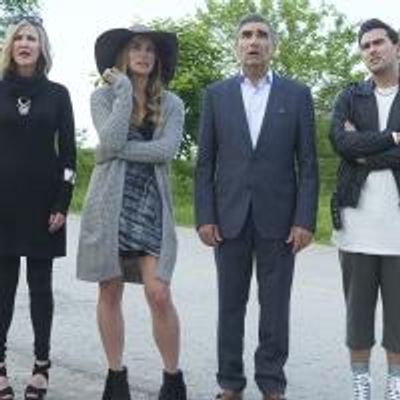 BWW My Two Cents: No Paddle Needed, SCHITT'S CREEK is the Place to Be
