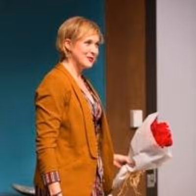 BWW Reviews: THE CONSULTANT in Great Recession Triggers Questions, Depression in World Premiere at Long Wharf