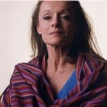 BWW Reviews: LA VOZ DEL CUERPO/THE BODY SPEAKS by Christine Dakin Captivates at the 9