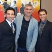 Photo Flash: Taylor Hicks Visits JERSEY BOYS Las Vegas!