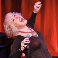 BWW Reviews: Even When Dancing In the Dark, BARB JUNGR's Transformative Vocal…