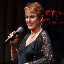 Photo Coverage: Amanda McBroom Plays the Colony Hotel in Palm Beach