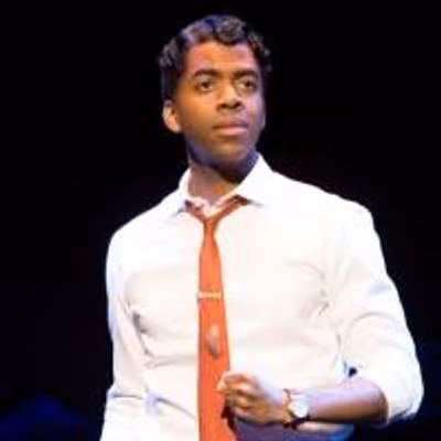 BWW Reviews: The Legendary Groove Comes to Life in MOTOWN THE MUSICAL
