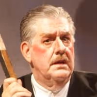 Tony Winner Edward Herrmann Dies at 71
