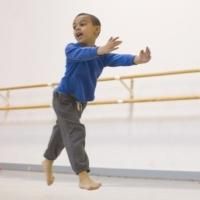 Photo Flash: Hubbard Street Youth Dance Program Enjoys Record Growth; Offers Open…
