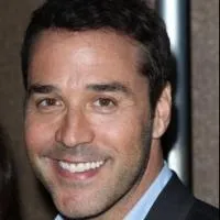 Jeremy Piven Talks SPEED-THE-PLOW Exit and Whether He Feels 'Betrayed by His Own…
