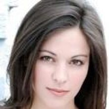 BWW Reviews: Disney's Dreamy Juliana Hansen Makes Dynamic Cabaret Debut