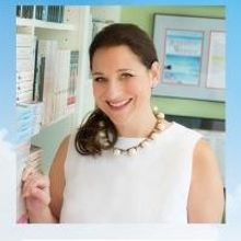 Best-Selling Author Jennifer Weiner Discusses Importance of Author Photo and More