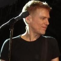 Bryan Adams to Play Fabulous Fox Theatre, 4/14