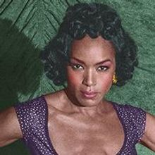 Angela Bassett Spills about Life at the FREAK SHOW
