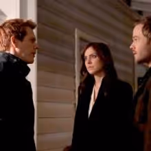BWW Recap: Do You Hear or Fear or Do You Smash the Mirror on THE FOLLOWING?