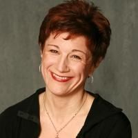 Lisa Kron, Aditi Kapil & More to Contribute to 2nd Annual Around-the-Globe Chain…