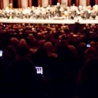 Leonard Slatkin & DSO Invite Audience Members to Take Cell Phone Photos of Concert