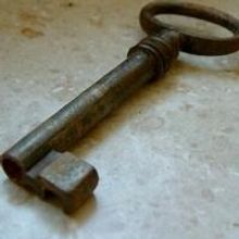 Performance Workshop Theatre's THE CARETAKER Opens 4/19