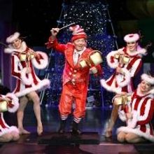 CIRQUE DREAMS HOLIDAZE Opens Tonight at Chicago Theatre