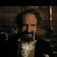 VIDEO: Trailer - Ralph Fiennes' THE INVISIBLE WOMAN