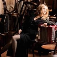 Katharine Mehrling singt Piaf im Schlosspark Theater Berlin - Eine sinnliche…