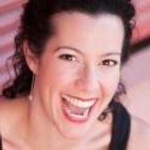 Julie Arnold Lisnet Stars in ALWAYS...PATSY CLINE at Penobscot Theatre, Now thru 9/23