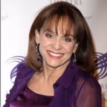 Valerie Harper Returns to Work on THE TOWN THAT CAME A-COURTIN' Following Cancer…
