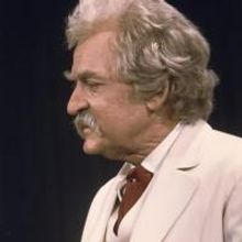 Hal Holbrook in MARK TWAIN TONIGHT! Plays National Theatre, 4/4-5