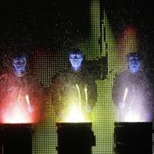 BWW Reviews: BLUE MAN GROUP at Kingsbury Hall is Stimulating and Invigorating