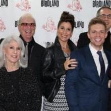 Photo Flash: Stephanie J. Block, Joy Behar, Bryce Pinkham & More Join Jamie deRoy at…