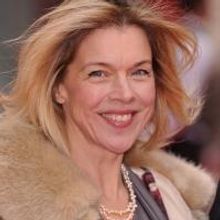 Jumbo, Dee, Phillips And Sheffield Theatres Big Winners At 2013 UK Theatre Awards