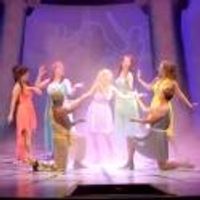 STAGE TUBE: Gina Milo, Chris Critelli and More in Scenes from XANADU at Chicago's… Video