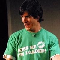 BWW Reviews: Patrick Combs' MAN 1 BANK 0 is Fascinating and Funny Photo