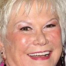 Clevelander Roe Green honored by Dramatists Guild