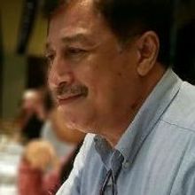 Multi-Instrumentalist Lester Demetillo Gets a New Banjo for CHICAGO