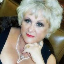 Mary Bogue to Bring A SENTIMENTAL JOURNEY to Joslyn Center, 5/11