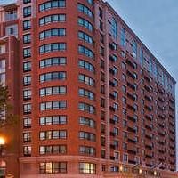 Capitol Hill Hotel Supports Fight Against Breast Cancer