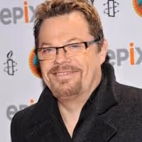 Eddie Izzard Plans to Run for Mayor of London in 2019