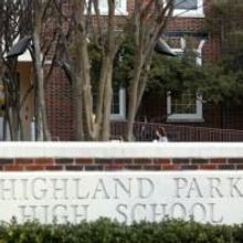 Moms Launch Effort to Reinstate Banned Books at Highland Park High School