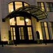 Yves Saint Laurent Returning to Chicago with New Gold Coast Store