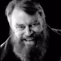 Actor Brian Blessed Faints During UK Production of KING LEAR; Returns to Steal the…