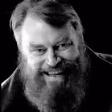 Actor Brian Blessed Faints During UK Production of KING LEAR; Returns to Steal the…