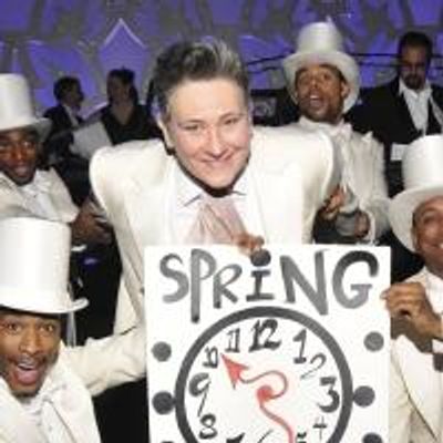 Photo Flash: k.d. lang and Company Remind New Yorkers to 'Spring Forward' AFTER MIDNIGHT
