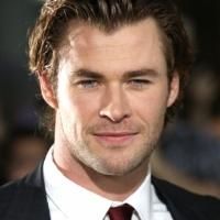 Chris Hemsworth to Host SATURDAY NIGHT LIVE Next Month