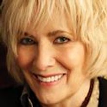 BWW Interviews: Betty Buckley About DEAR WORLD And The Hall Of Fame!